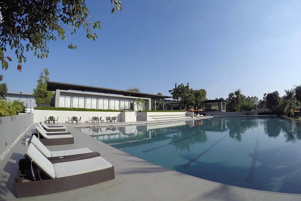 Cozy Modern Room With Stunning Lake & Mountain View Chiang Mai Zewnętrze zdjęcie
